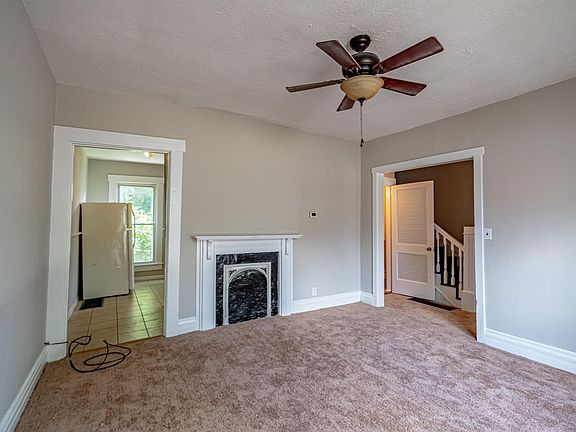 5th image of 614 Woodland Ave