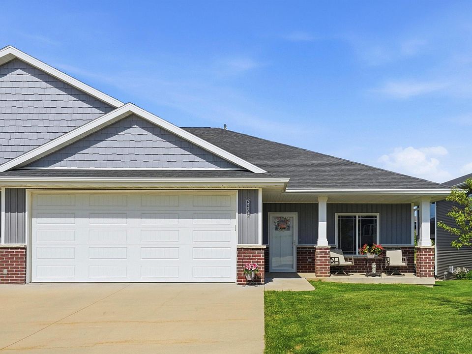1st image of 2285 Helle Dr