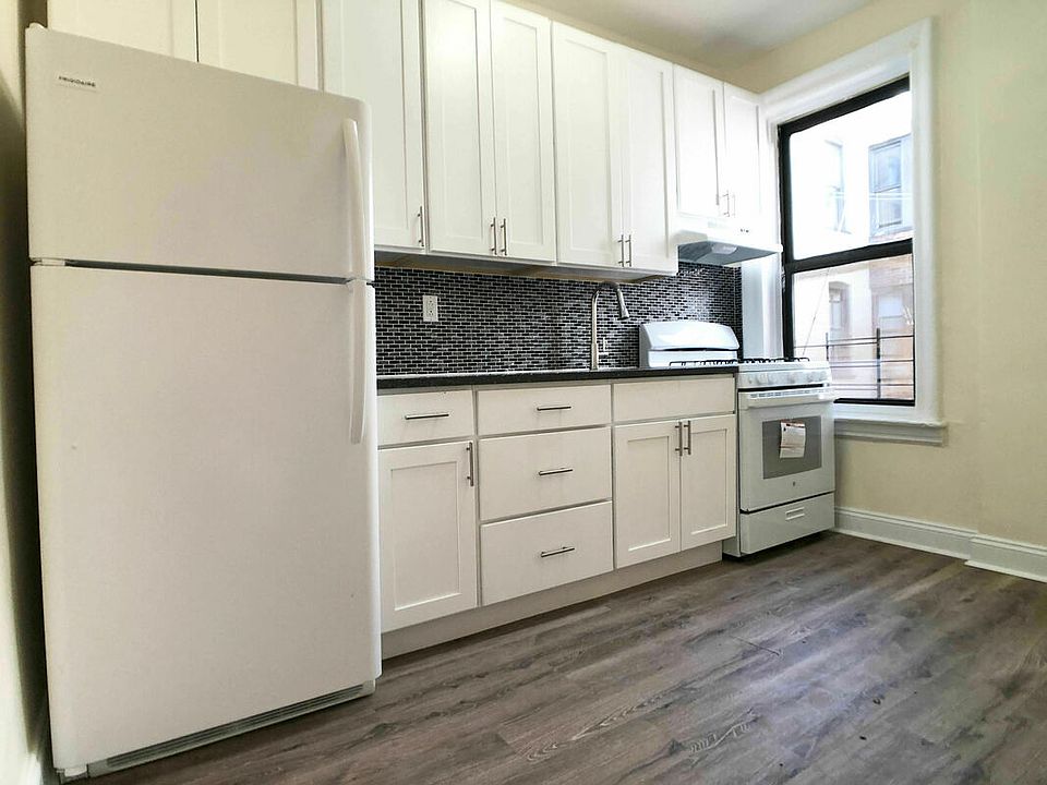 1st image of 8420 20th Ave #C1
