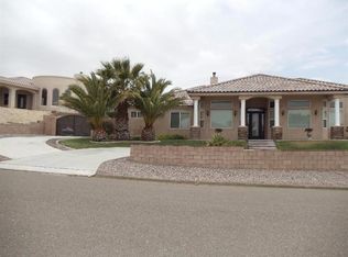 16501 Misanake Rd, Apple Valley, CA 92307