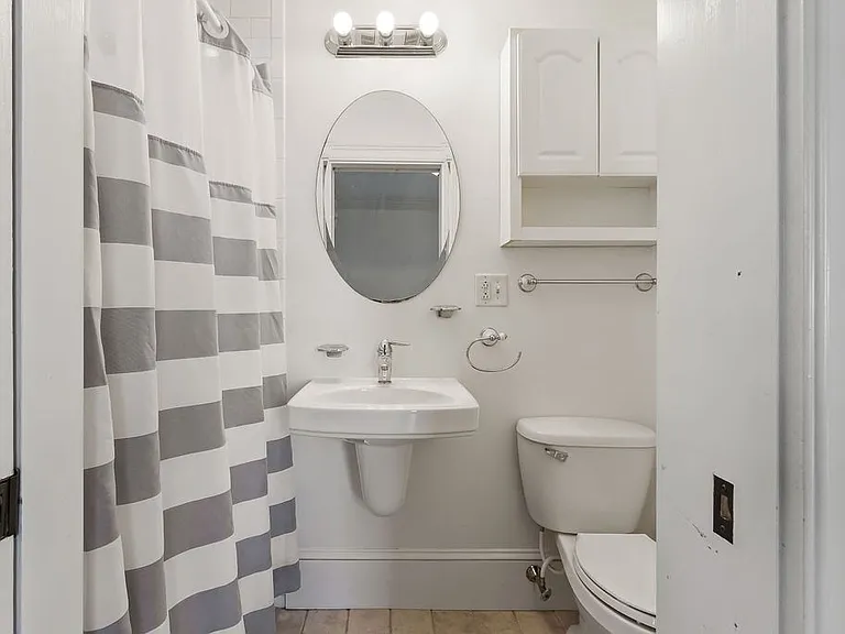 21 Cawfield St #1 — Photo 10