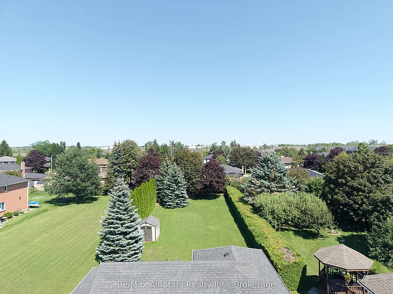 8 Whitney Ct — Photo 26