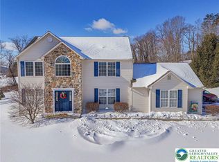 35 Ridgeview Dr, Lehighton, PA 18235