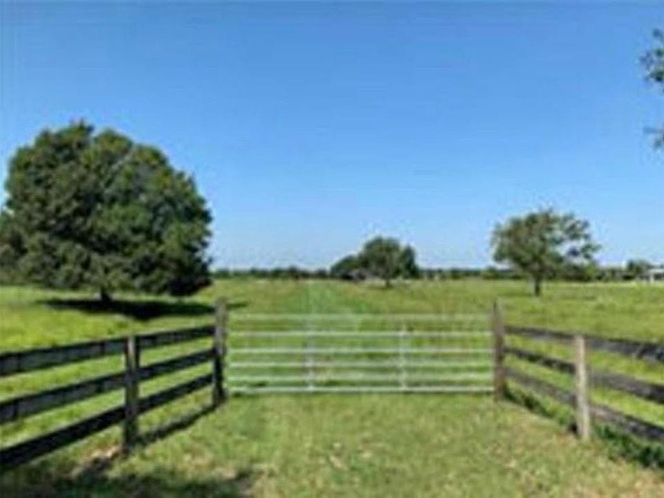 2nd image of 5851 Johnston Road