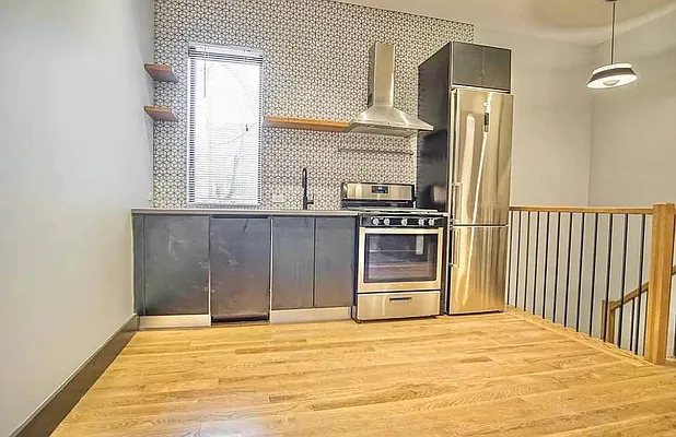 Rented by ERNY LLC | media 8