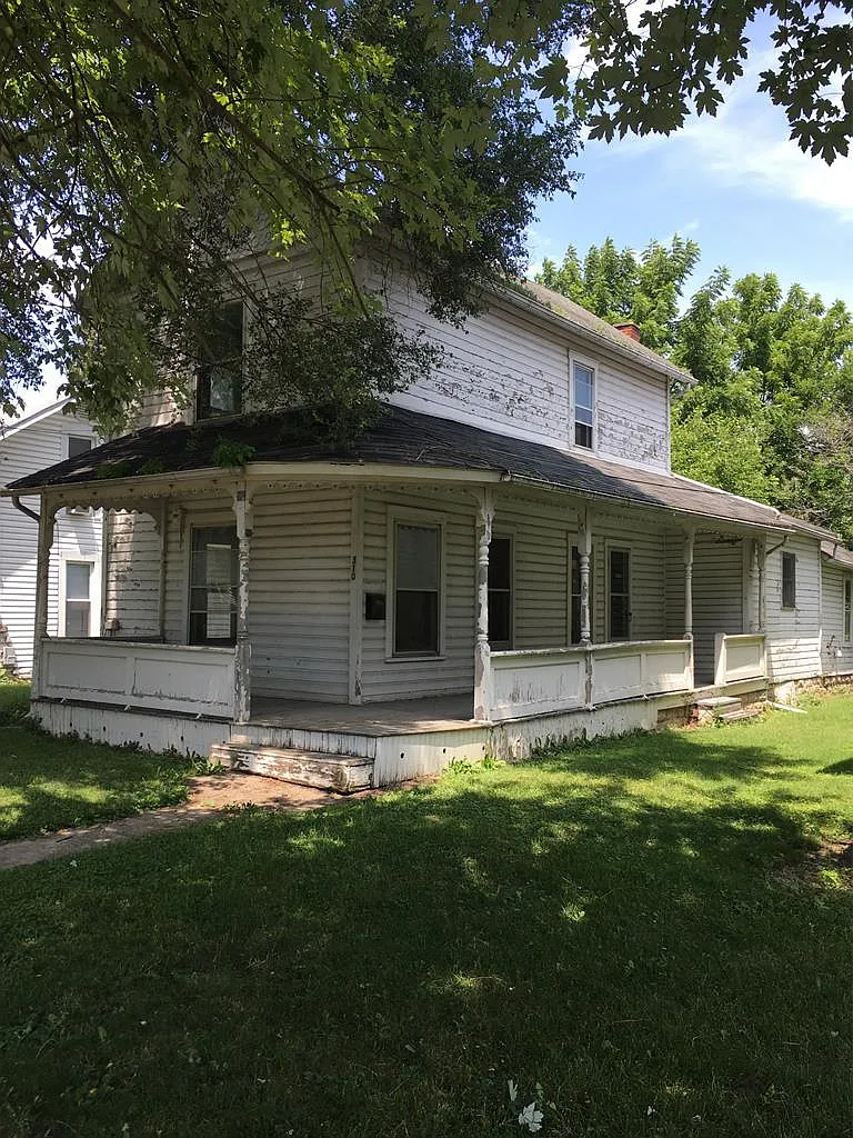 310 W Columbia St photo 1