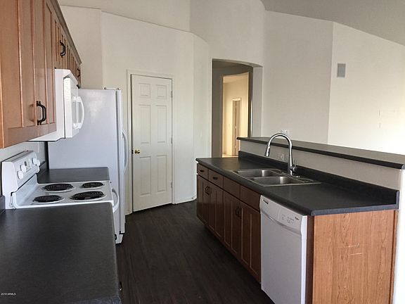 2nd image of 46158 W Sky Ln