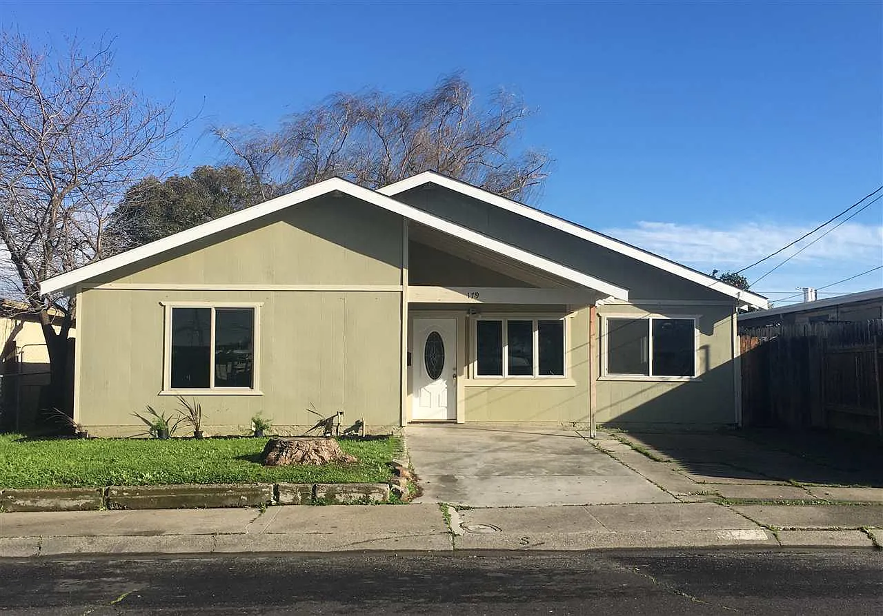 179 Mildred Ave photo 1