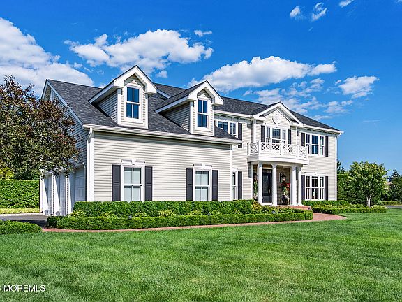 3rd image of 1210 Candlewood Lane