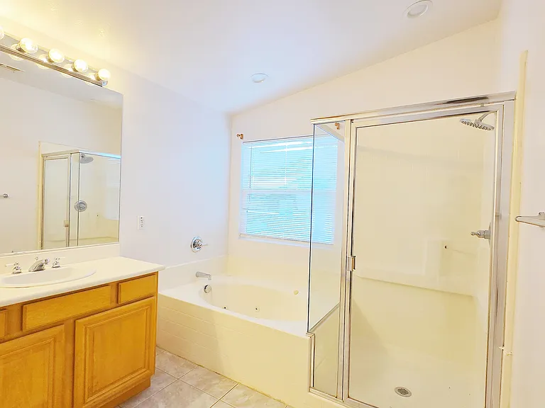 34619 Chinaberry Dr — Photo 19