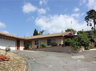 637 Galaxy Dr, Vista, CA 92083