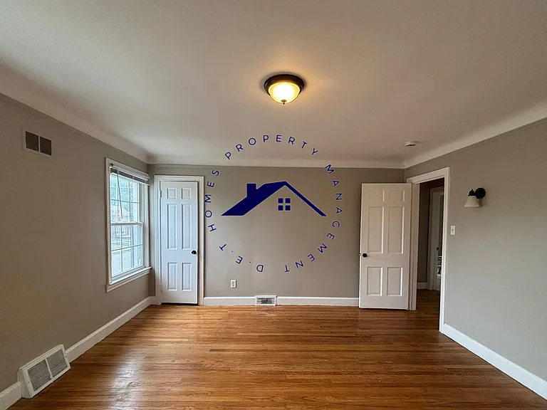 17315 Ohio St — Photo 19