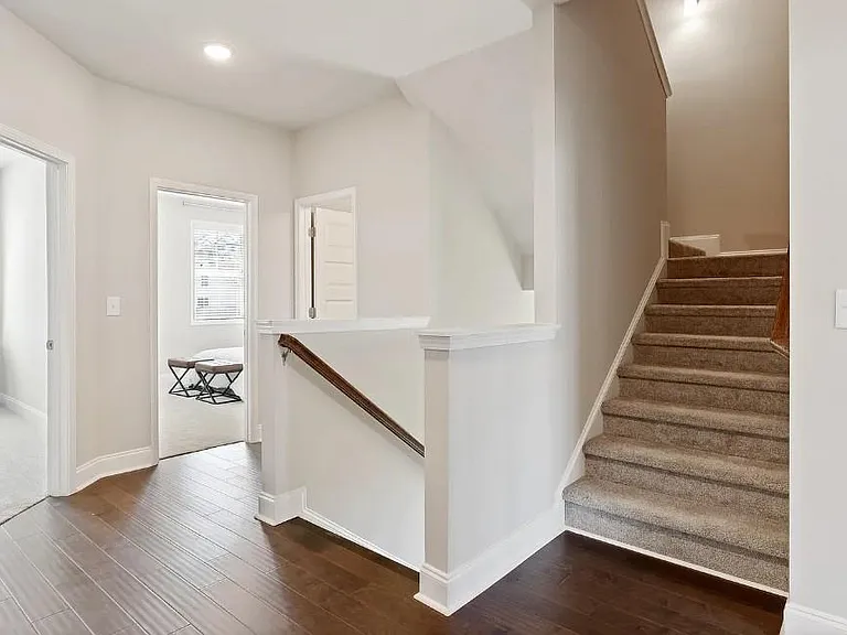 1905 Manor Pointe Dr — Photo 13