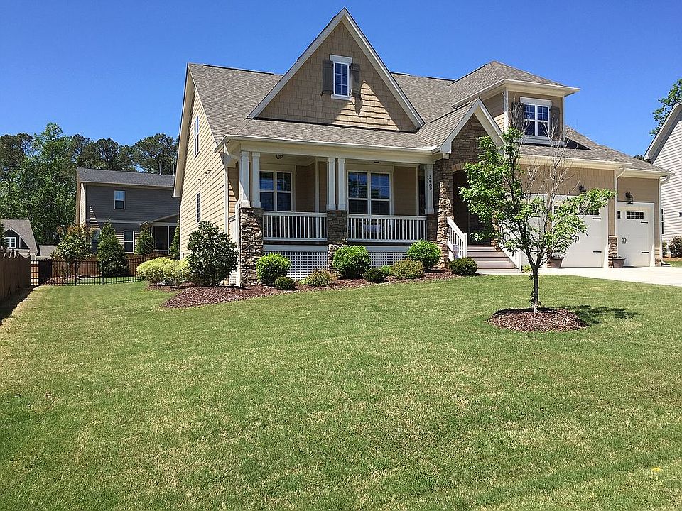 Rocking-chair front porch