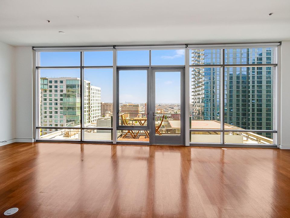 1st image of 1100 S Hope St APT 1709