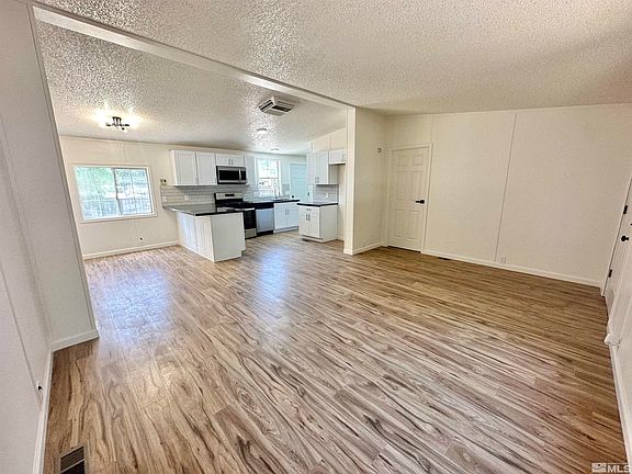 3rd image of 5705 Klondike Dr