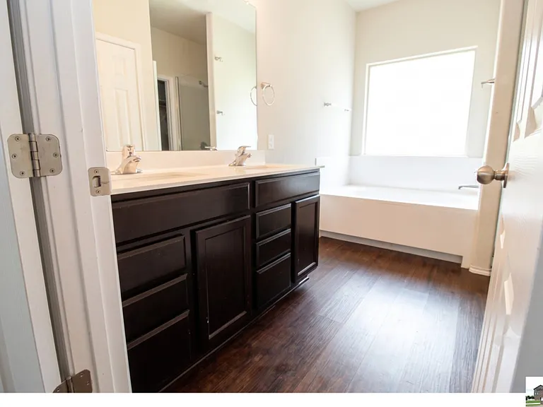 1202 Stonewall Rdg — Photo 12