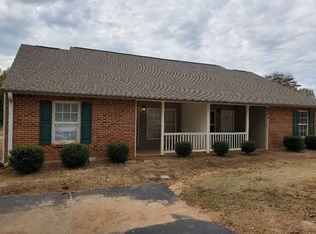 942 Wildwood Ln, Spartanburg, SC 29301