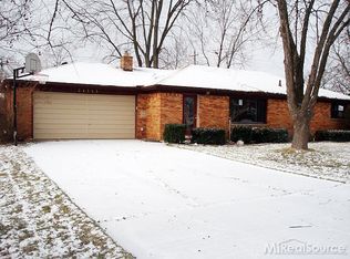 24545 Lakeland St, Farmington Hills, MI 48336