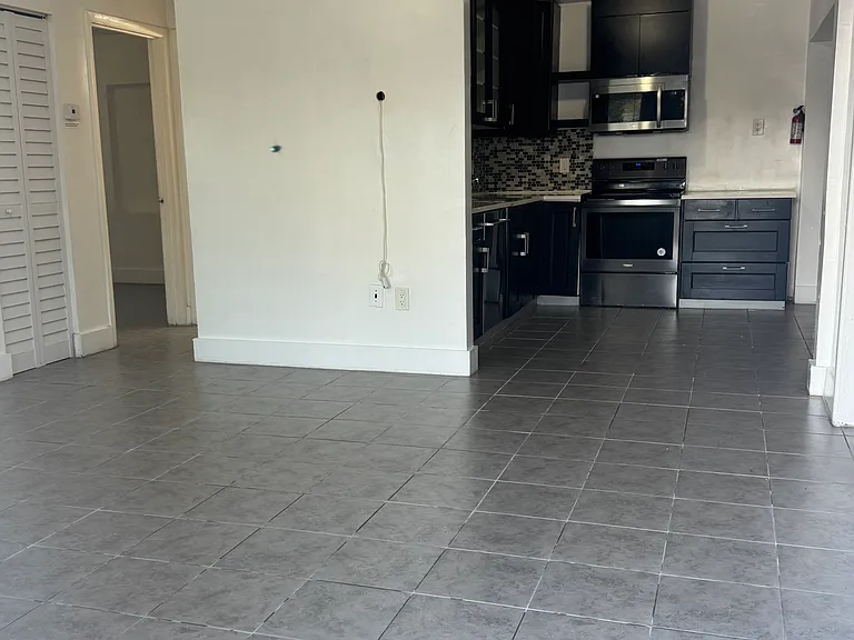3120 SW 12th Pl #1 — Photo 12