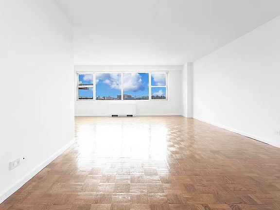 3rd image of 2500 Johnson Ave APT 20G