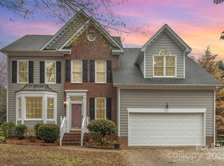 1210 Foxfield Rd, Waxhaw, NC 28173