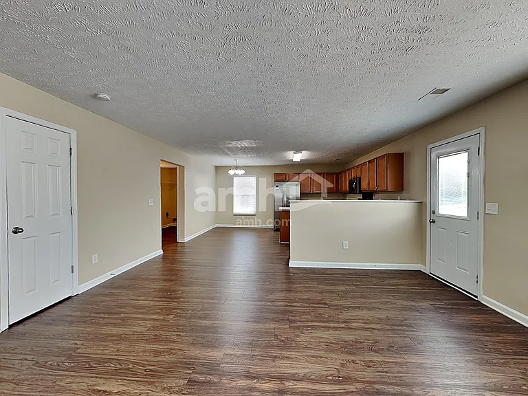 377 Stewart Springs Dr — Photo 7