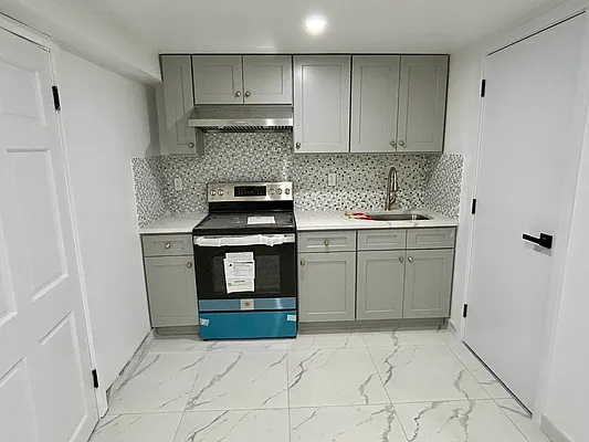 Rented by Asset Realty New York LLC | media 4