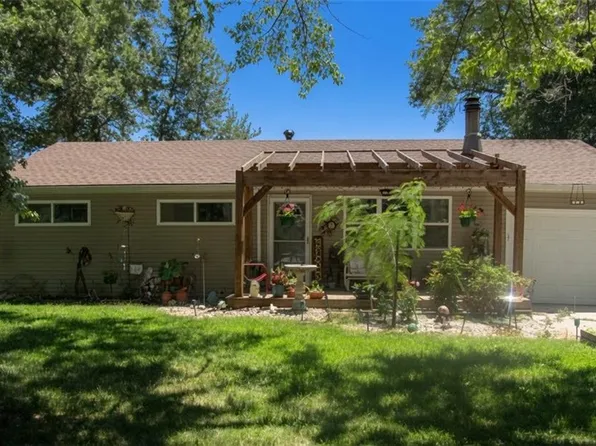 316 E 7th St, Wellsville, KS 66092