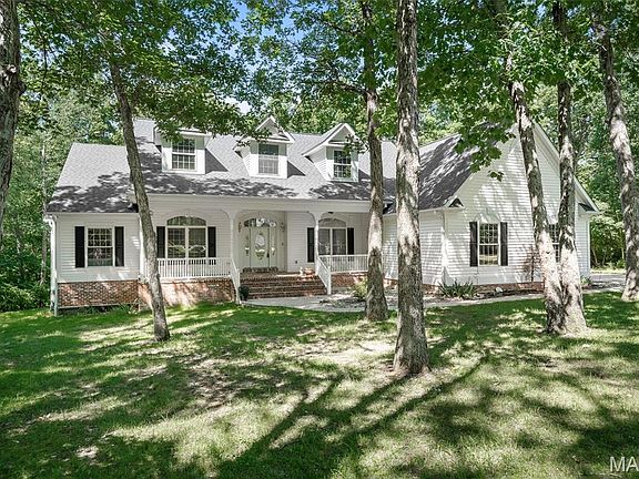 4th image of 12 Ellerman Oaks Ct