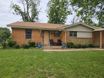 8813 Myra St, White Settlement, TX, 76108