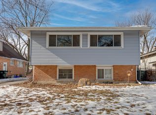16904 Old Elm Dr, Country Club Hills, IL 60478