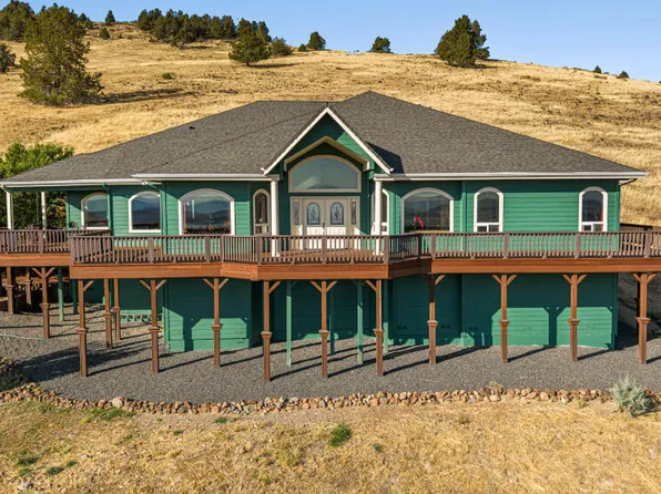 3427 Plum Hill Rd, Klamath Falls, OR 97601