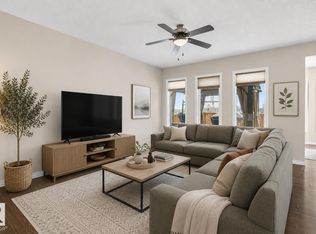 3233 21a Ave NW, Edmonton, AB T6T 0K5