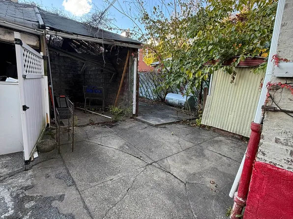 162 East 40th Street image 4 of 10