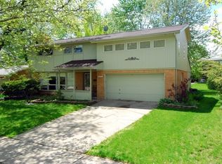 1616 Waltham Dr, Ann Arbor, MI 48103