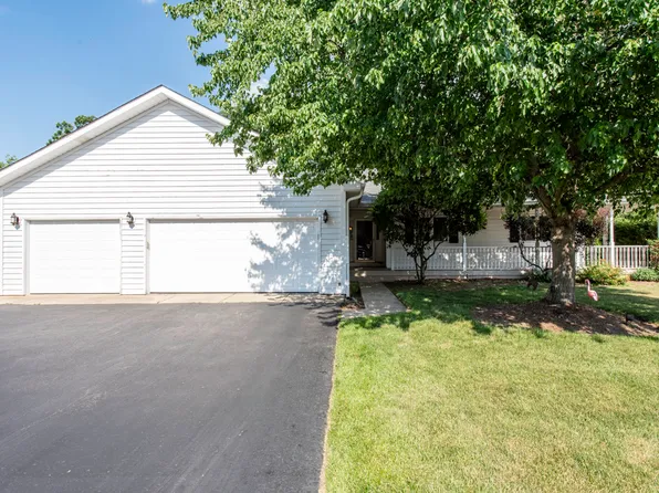 309 Blue Spruce Ct, Lake Villa, IL 60046