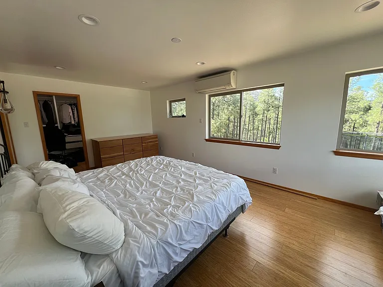 2900 Arizona Ave — Photo 7