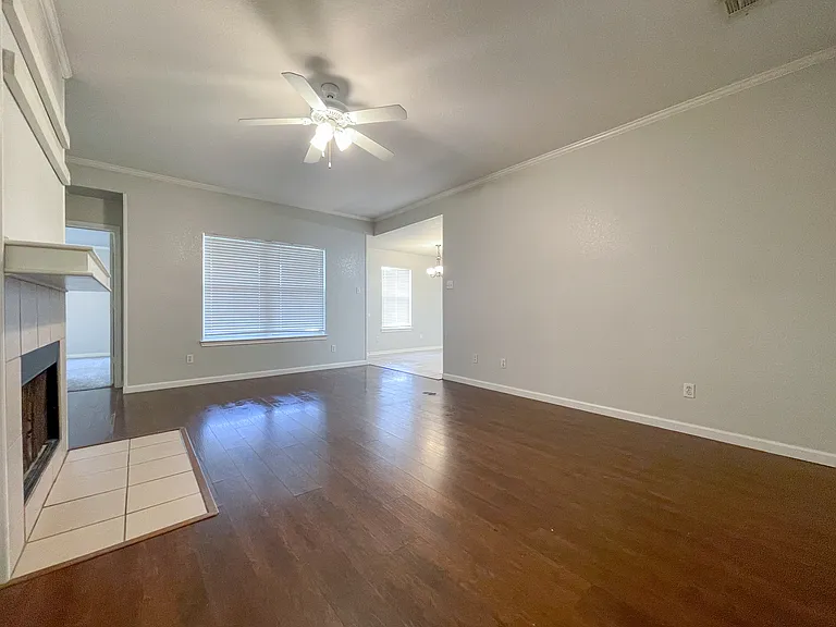 10145 Valencia Dr #A — Photo 4