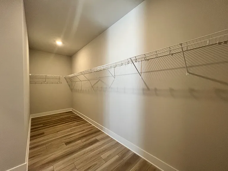 150 Rose Lake Ct — Photo 22
