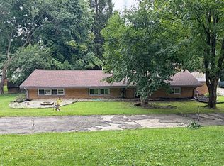 1232 Holly Dr, Springfield, OH 45504