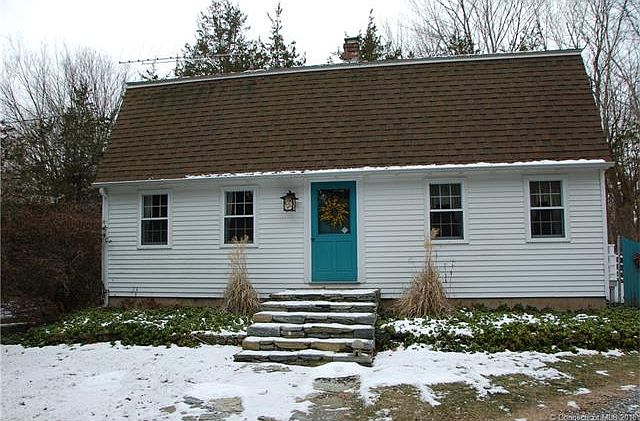 Newer room w/warranty, beau...