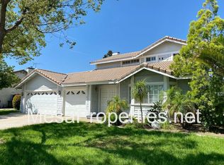 2407 N Sycamore Ave, Rialto, CA 92377