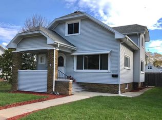 2009 Deane Blvd, Racine, WI 53403