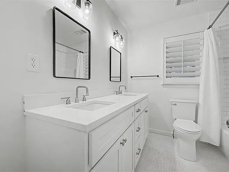 3868 Emerson St — Photo 22