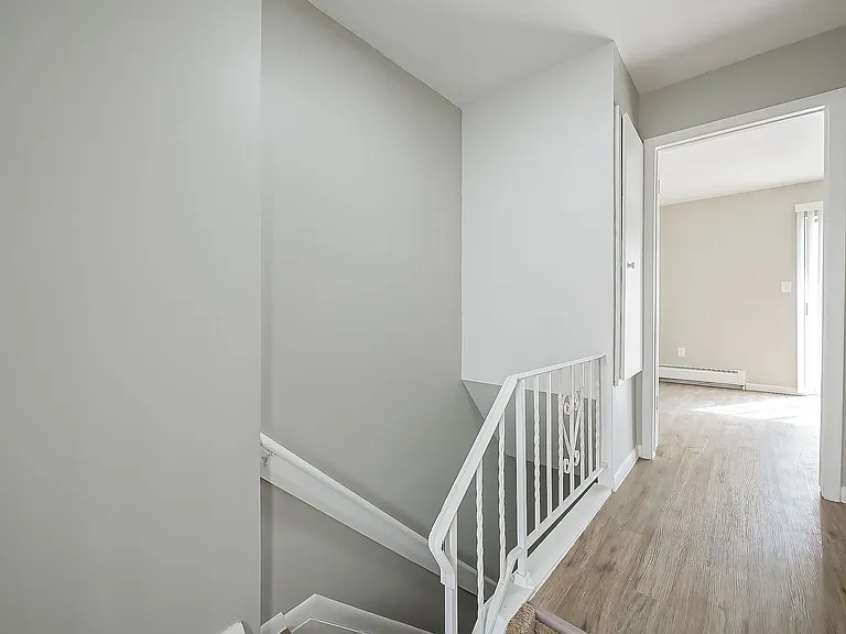 149 Huronview Ct — Photo 10