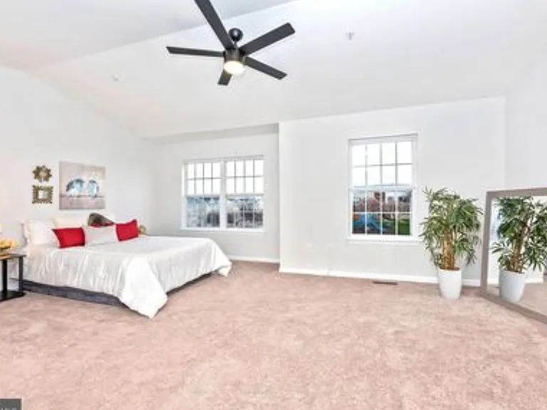 5177 Duke Ct — Photo 35