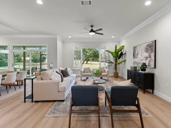 111 Golf View Dr, Georgetown, TX 78633