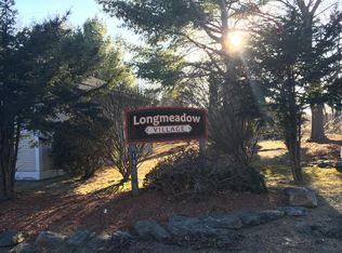 106 Longmeadow Village Rd, Colchester, VT 05446
