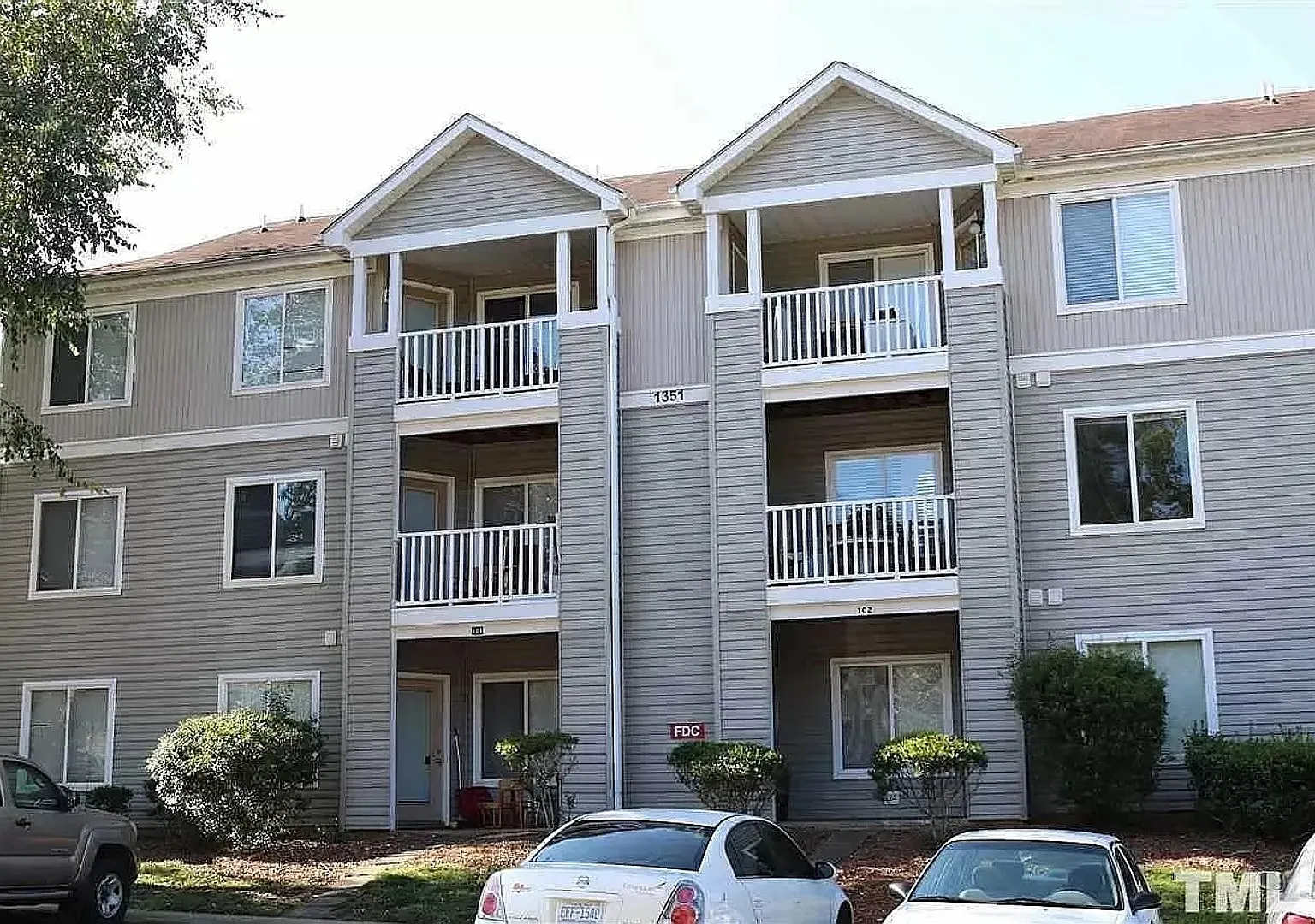 Room in 4 Bedroom Home at Crab Orchard Dr — Photo 3